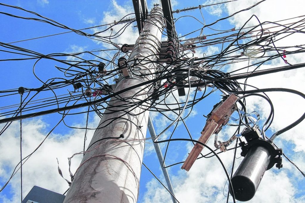 Fiação elétrica subterrânea no Brasil: o luxo caro que evita apagões, mas fica no sonho